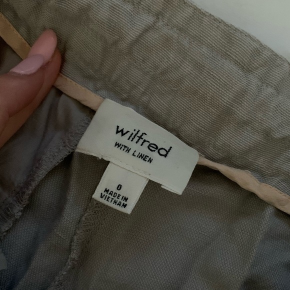 Aritzia Shorts - Picture 2 of 2